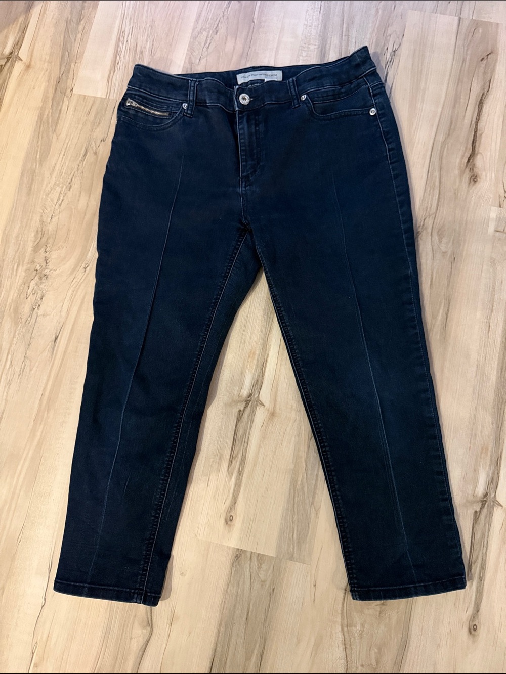 Chico's Platinum Denim Dark Blue Crop Jeans size 1